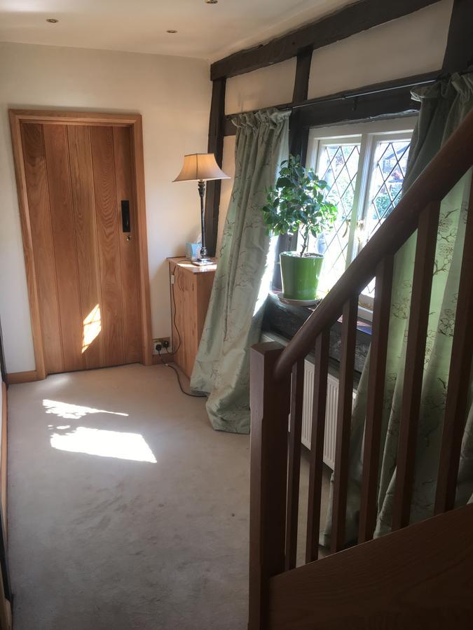 Heathrow Cottages Staines-upon-Thames Ngoại thất bức ảnh